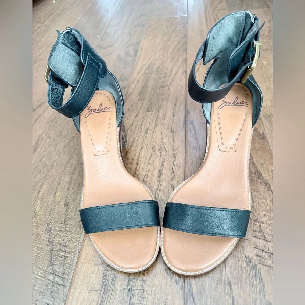 Zodiac Ilsa Black Ankle Strap Heels